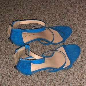 Kelly & Katie COURTNEE SANDAL. Only worn once!